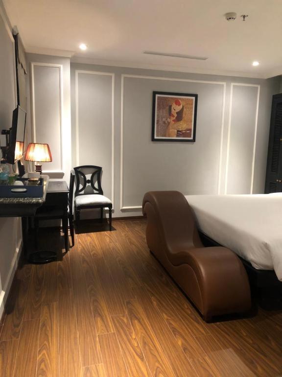 Bay Luxury Hotel Ханой Екстериор снимка